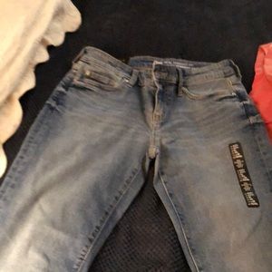 Size 4/27 regular straight fit gap jeans